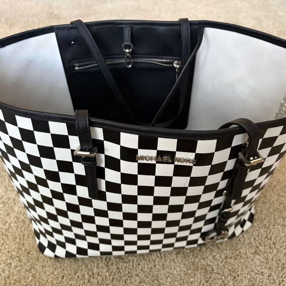 Michael Kors Black & White Checkered Large Tote - Picture 1 of 2